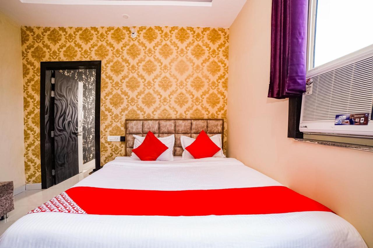 Oyo 41923 Prema Kunj Resort Jhānsi Екстериор снимка